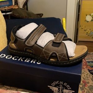 SHOES SANDALS NWT BROWN leather Sandals great Design